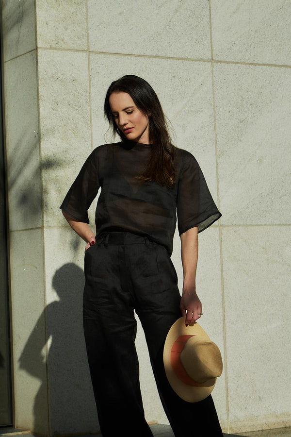 BLUSA YASMIN PRETA