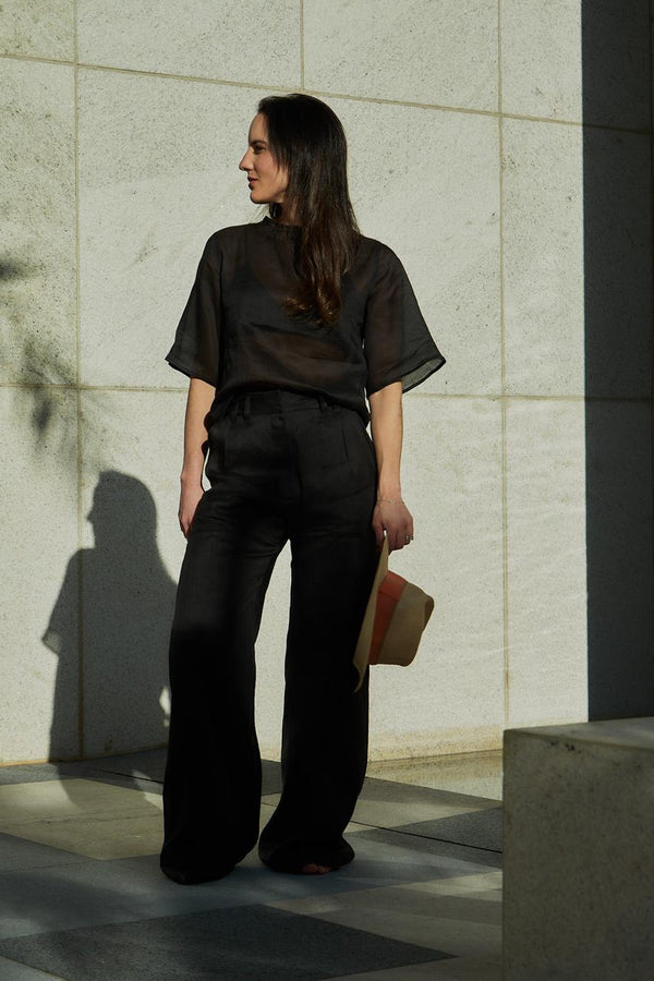BLUSA YASMIN PRETA